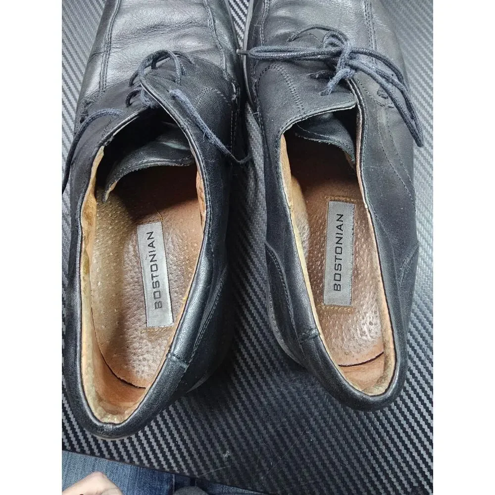 Bostonian men's pre owned Black leather 28925 dress shoes 10.5M.